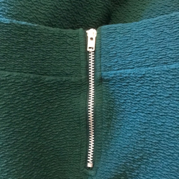 H&M skirt - Picture 3 of 4